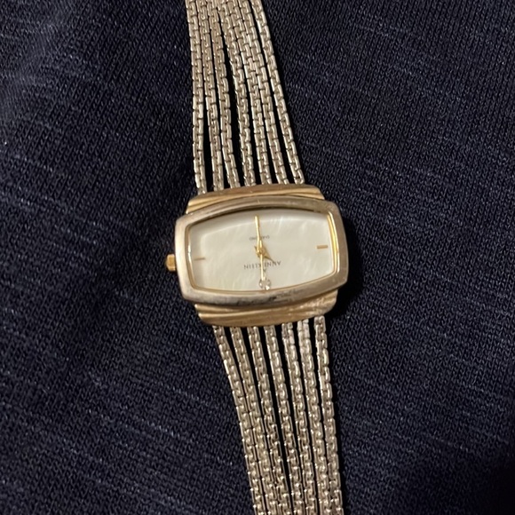 Anne Klein silver and gold tone watch. Pearl face. - Picture 5 of 5